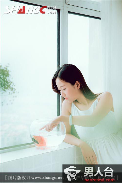 我和保姆在一起的日子 我和性感保姆发生了一夜情